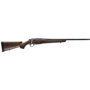 Sztucer-Tikka-T3x-Hunter---widok-z-lewej-strony,-kolba-orzechowa-i-ciemna-lufa-na-bialym-tle SZTUCER TIKKA T3X HUNTER KAL.223 REM 20"